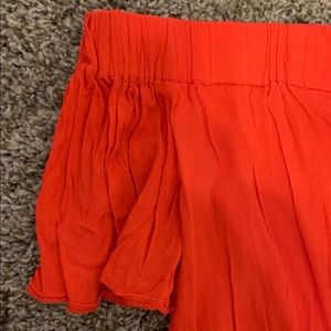 Off shoulder crop top.